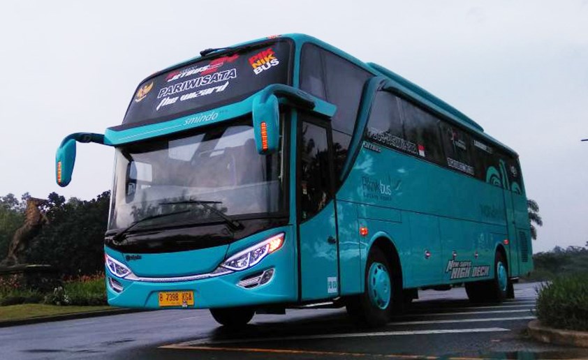 Menjelajahi Keindahan Lombok dengan Sewa Bus: Solusi Cerdas untuk Liburan Anda